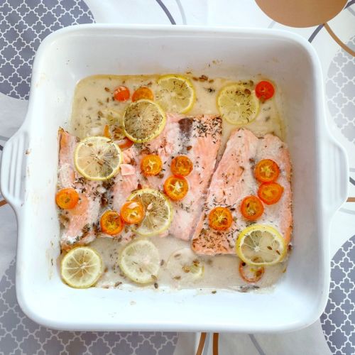 Gebackener Lachs mit Kumquat und Dill: ein einfaches Rezept.